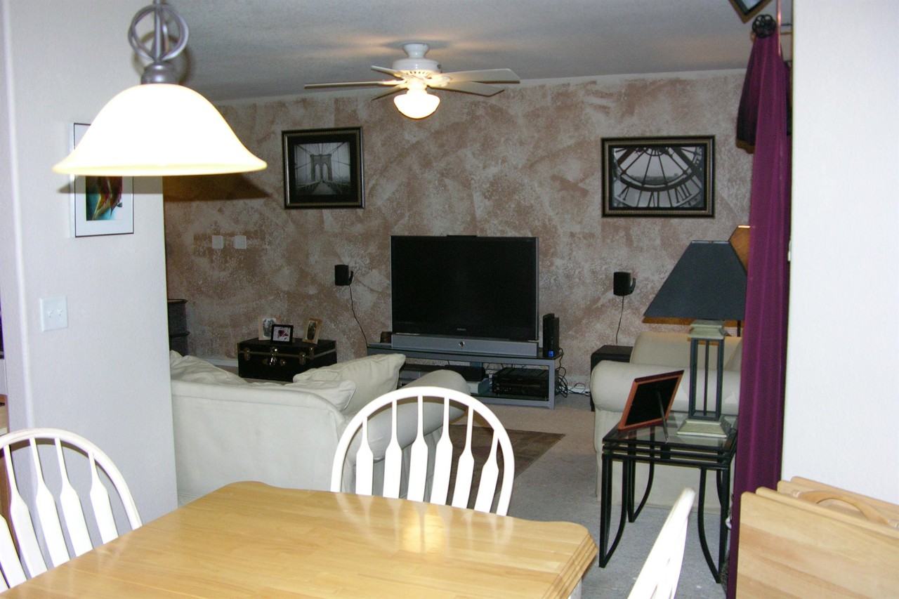 1905 Dove Creek Cir #1 - Photo 5 of 11