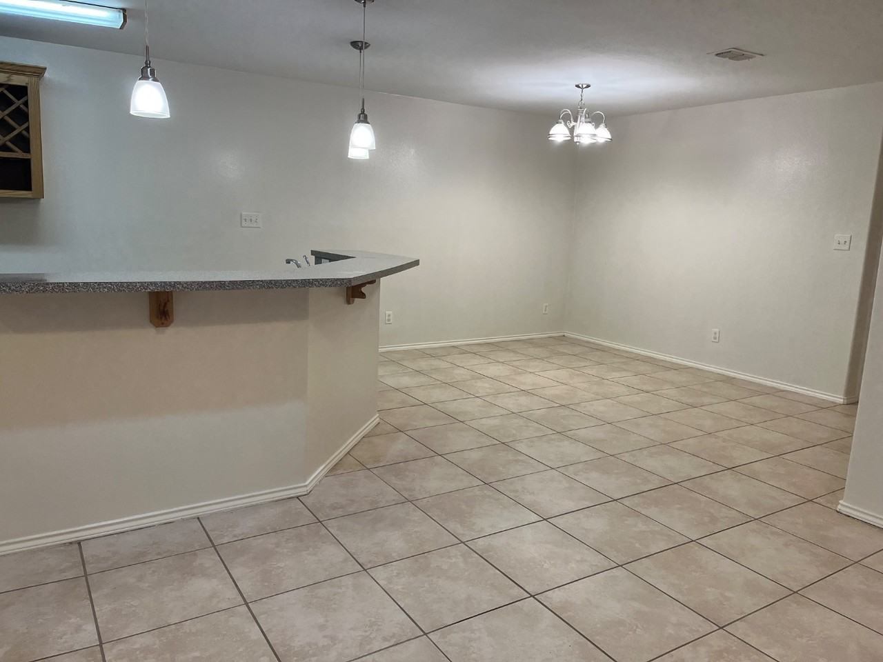 20792 Alta Vista Ct - Photo 3 of 10