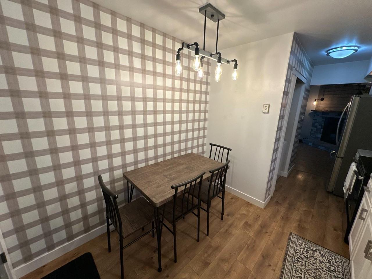 308 Garnet St - Photo 7 of 8