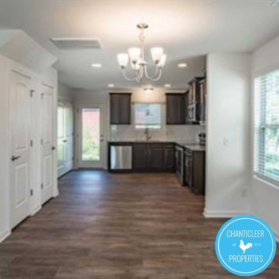 1216 Haybrook LaneUnit 102 #102 - Photo 4 of 27