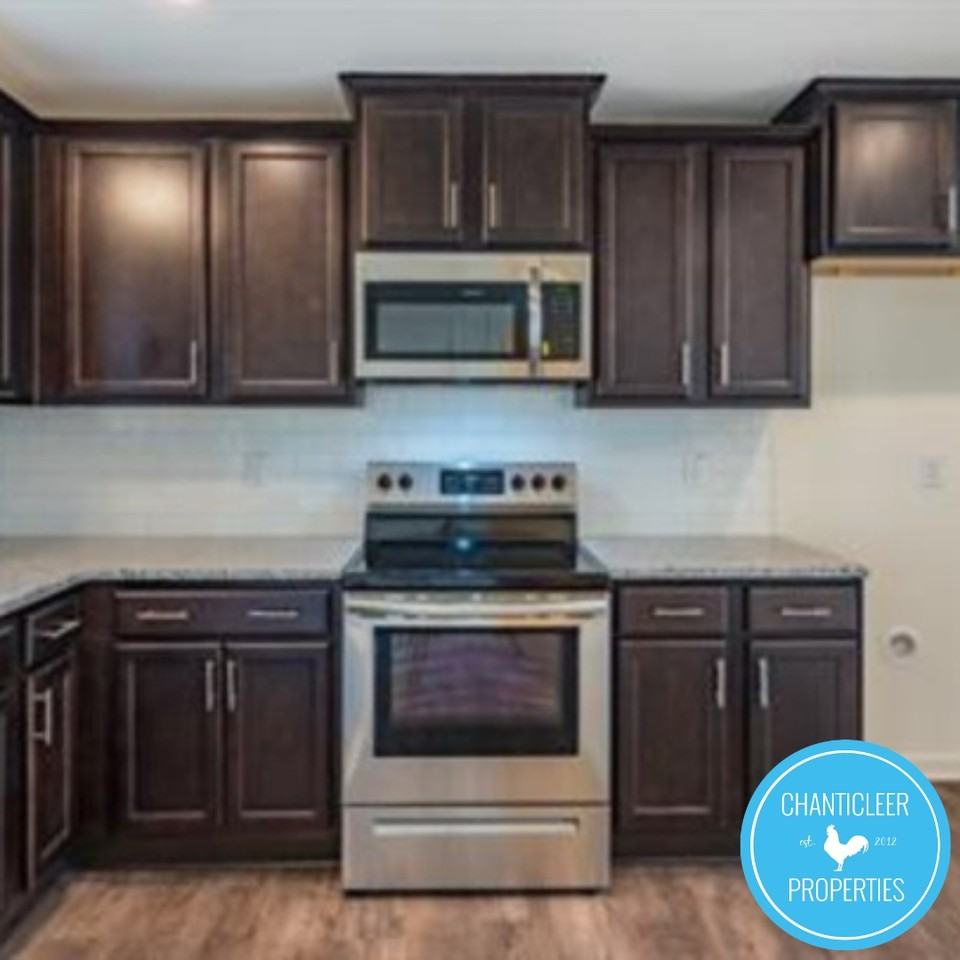 1216 Haybrook LaneUnit 102 #102 - Photo 5 of 27