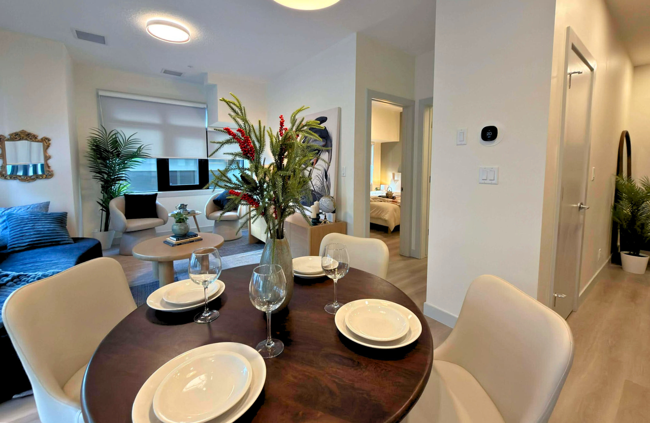 Eau Claire Residences - Photo 5 of 50