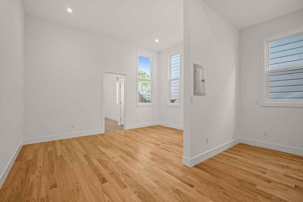 290 Divisadero St #A - Photo 4 of 9