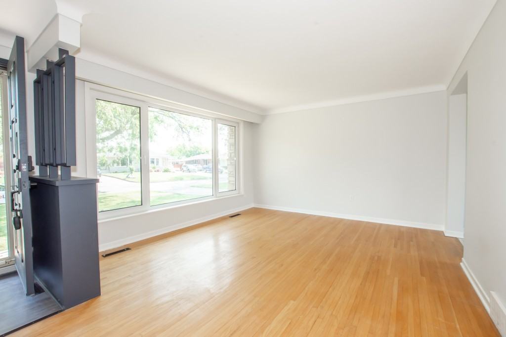 11 Black Knight Rd - Photo 3 of 21