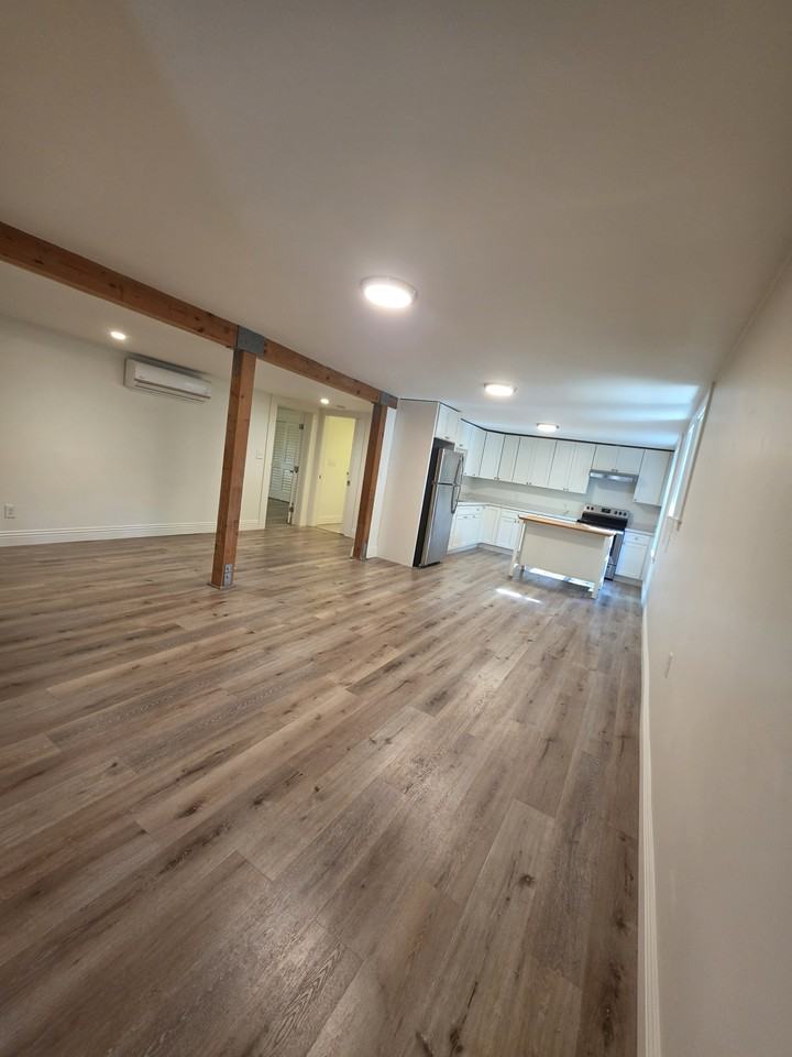 1466 Hopkins St #2 - Photo 3 of 9