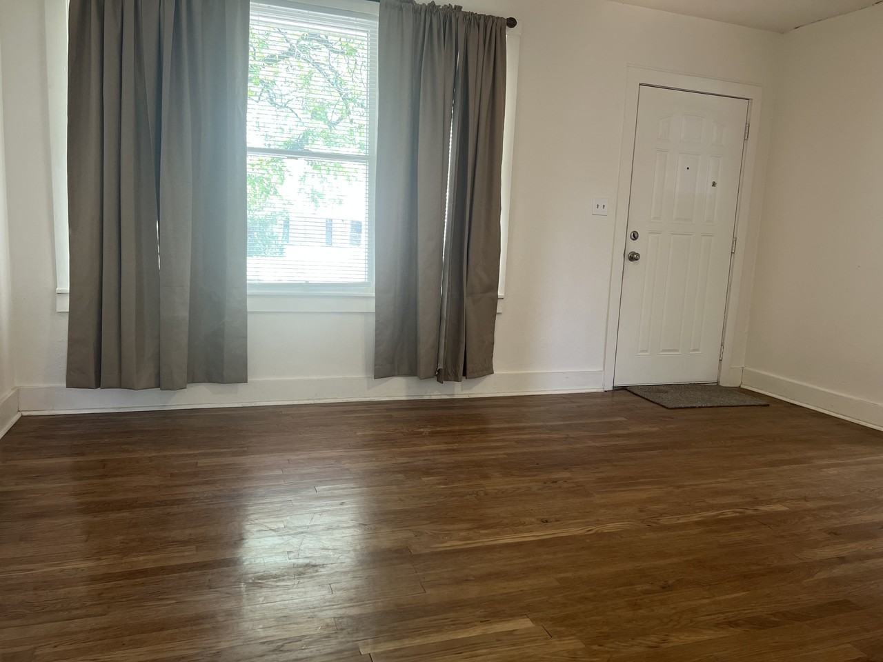 121 N Van Buren St #1 - Photo 2 of 10