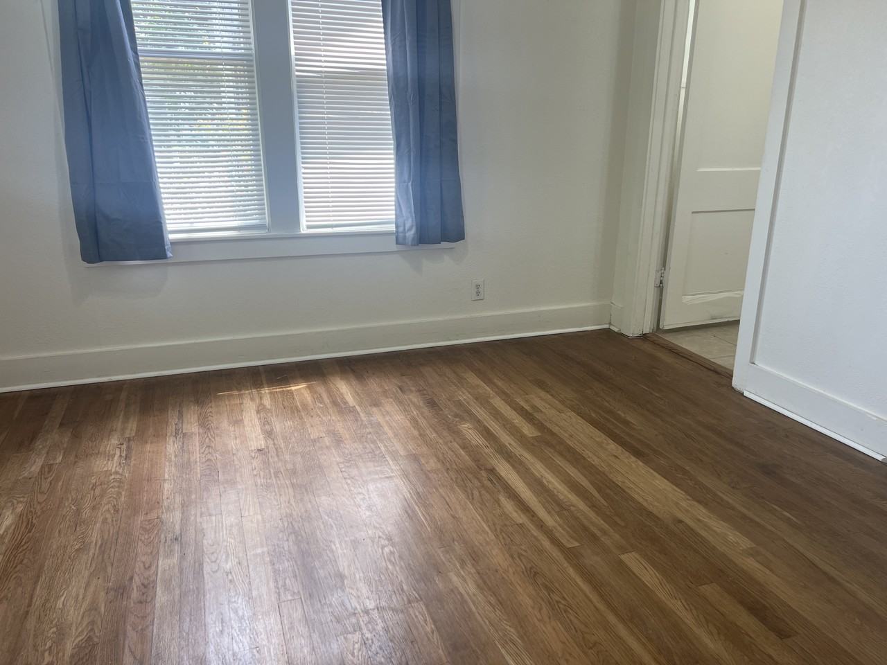 121 N Van Buren St #1 - Photo 7 of 10