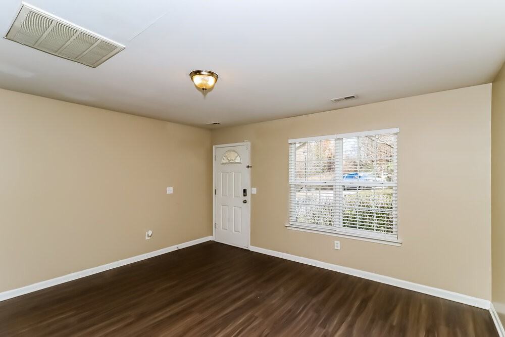 831 Valley Ridge Rd - Photo 6 of 17