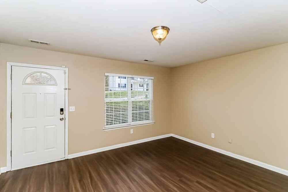 831 Valley Ridge Rd - Photo 7 of 17