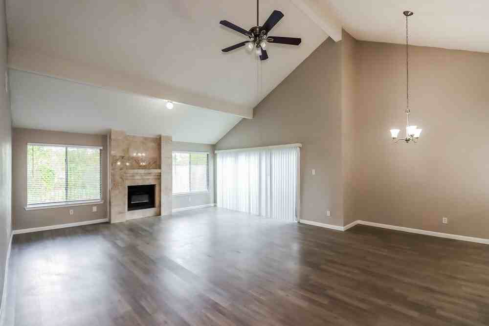 2714 Ashford Trail Dr - Photo 5 of 16