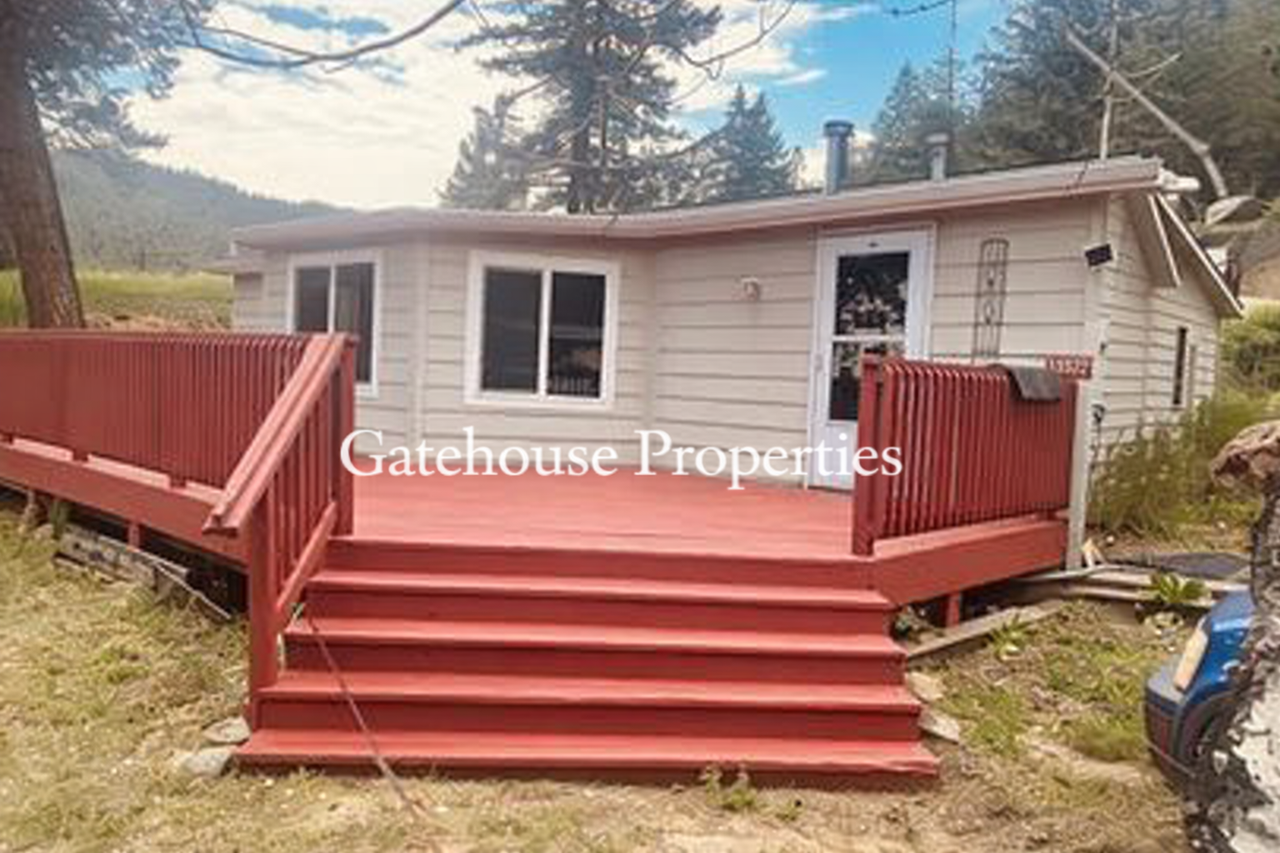 15172 S Elk Creek Rd #1 - Photo 2 of 11