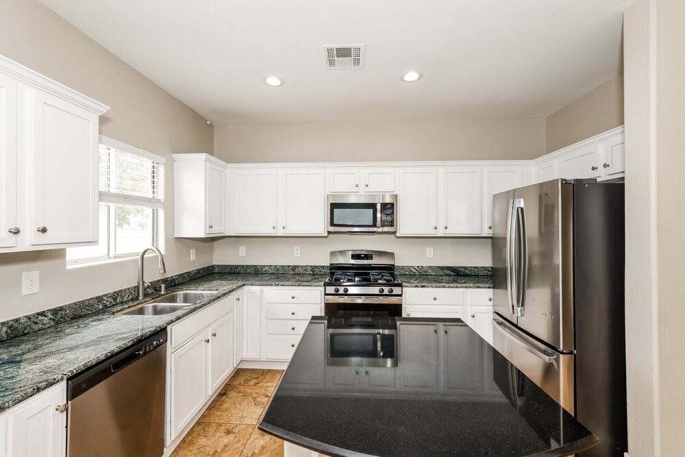 869 Shining Rose Pl - Photo 7 of 17