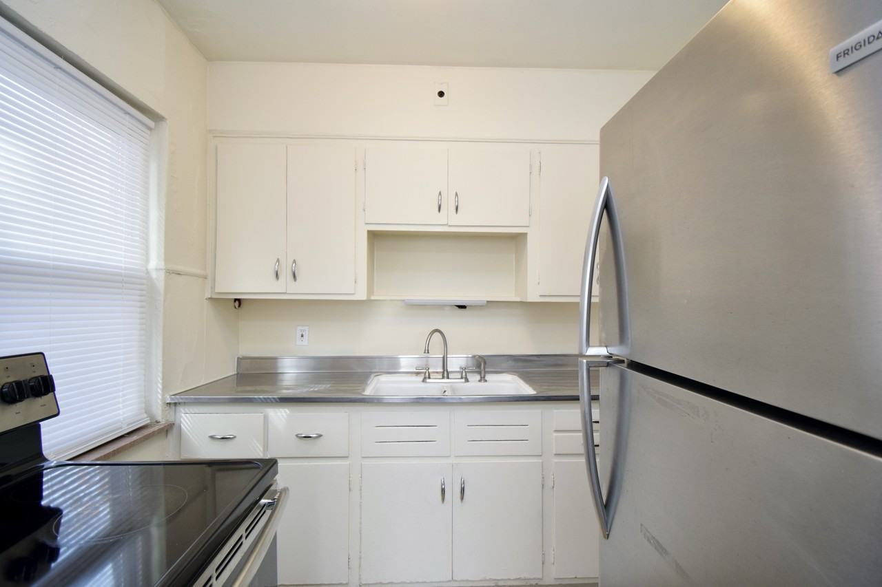 5739 Montgomery Rd #3 - Photo 3 of 25