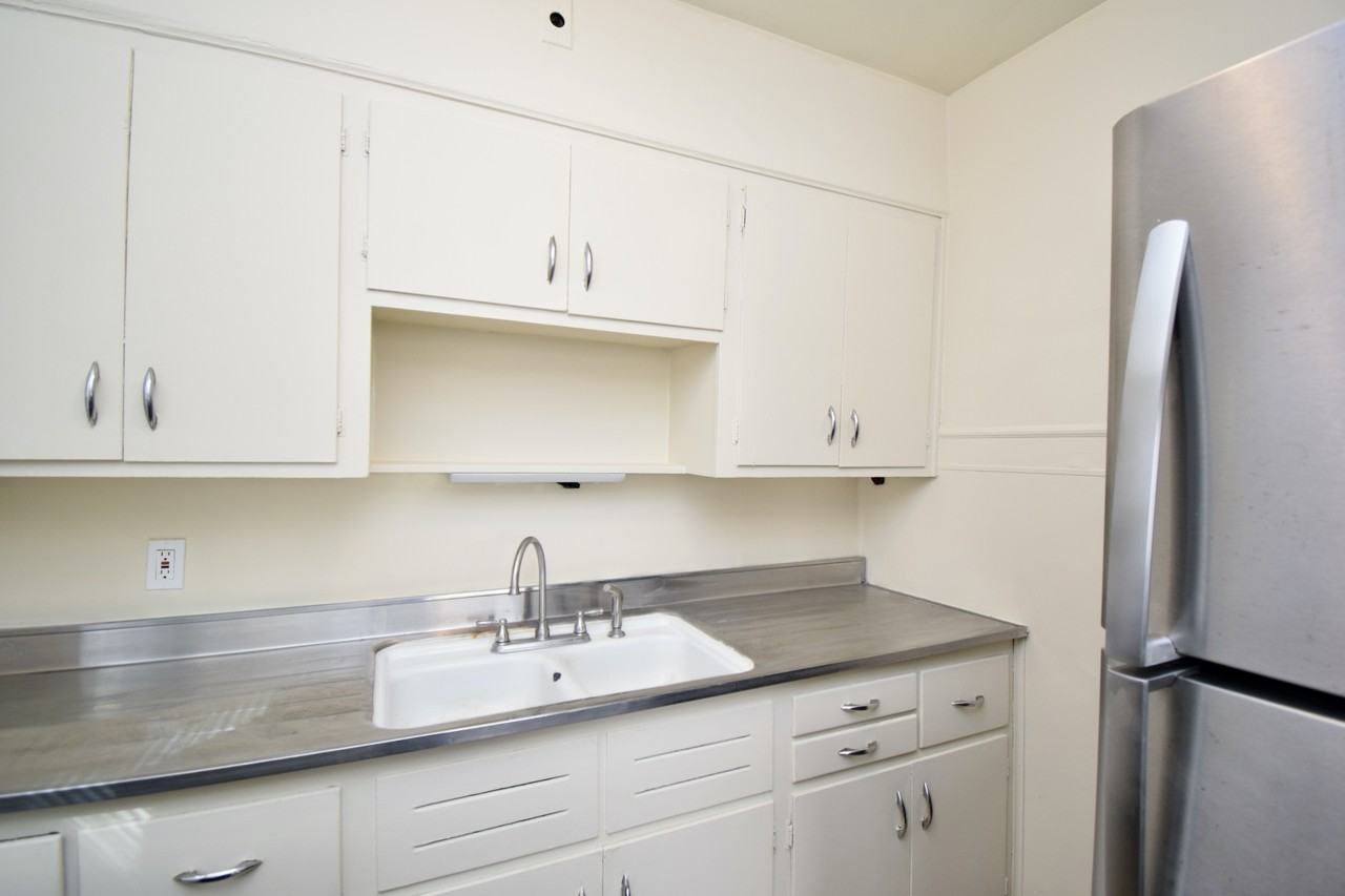 5739 Montgomery Rd #3 - Photo 4 of 25