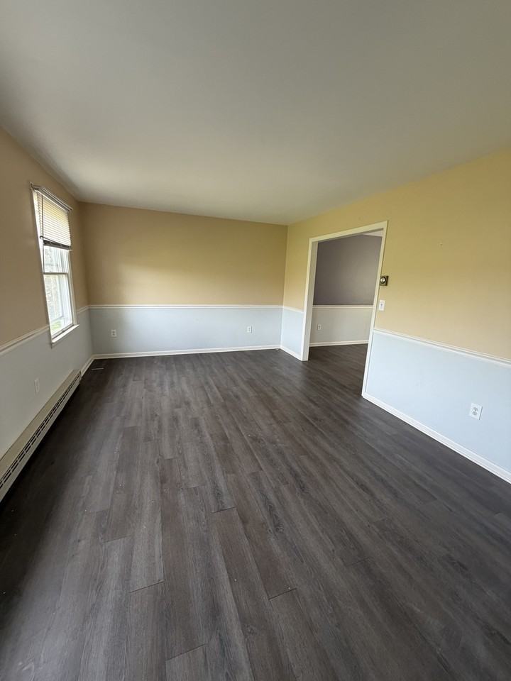 8218 Brown Rd #1 - Photo 3 of 11