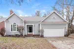 featured image of 7207 Glen Brook Ln