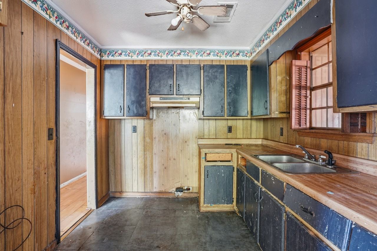 2683 21st St #1 - Photo 7 of 29