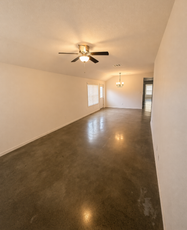 3103 Stonewall Dr #A - Photo 4 of 19