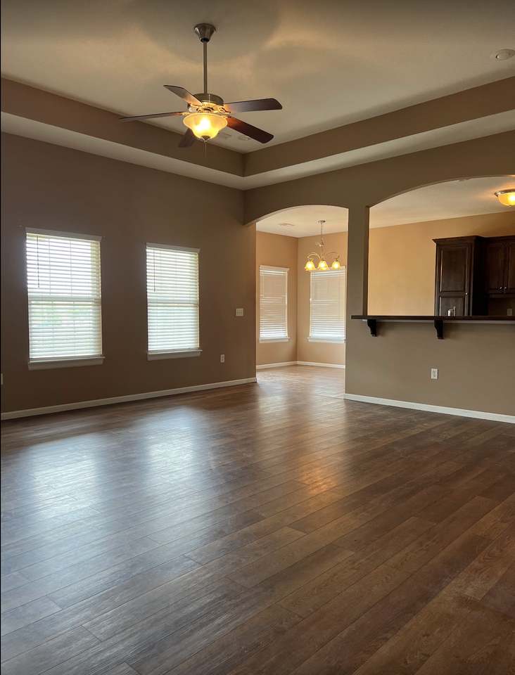 619 Oakmont Dr #1 - Photo 2 of 42