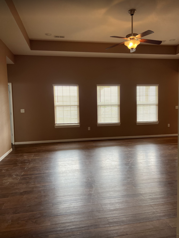 619 Oakmont Dr #1 - Photo 3 of 42