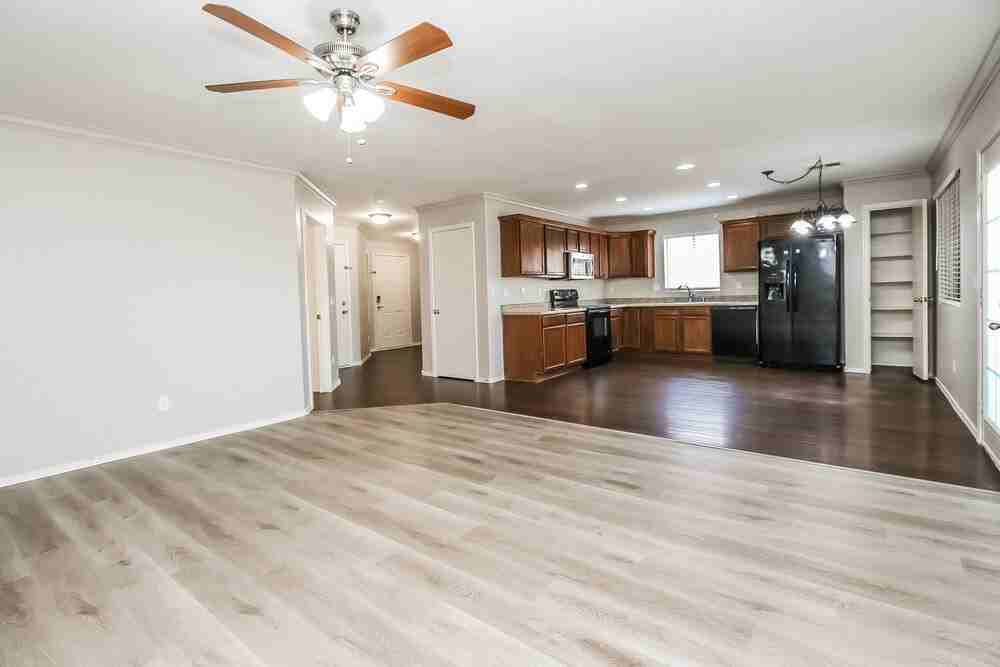 452 S Sabrina - Photo 6 of 17