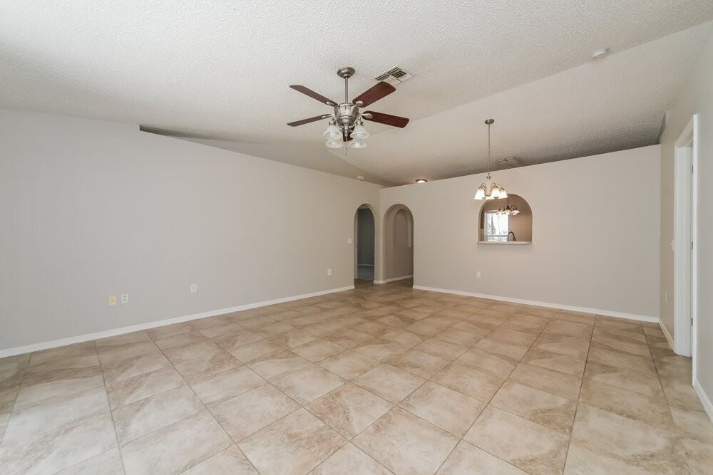 1479 Muir Cir - Photo 6 of 16