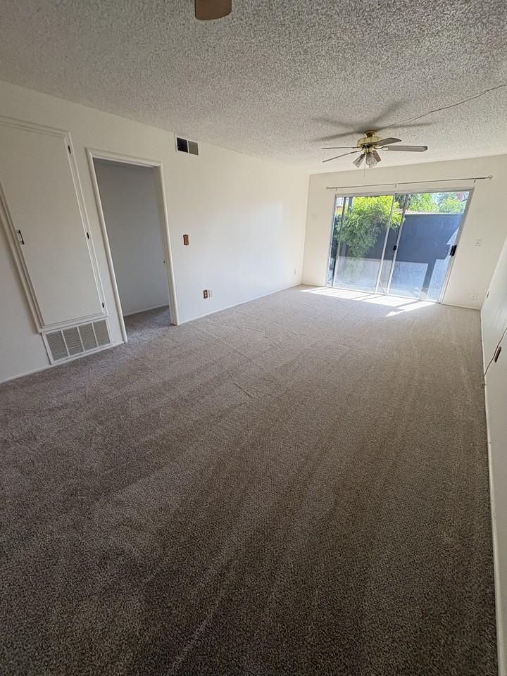 1168 Arthur St #B - Photo 4 of 11