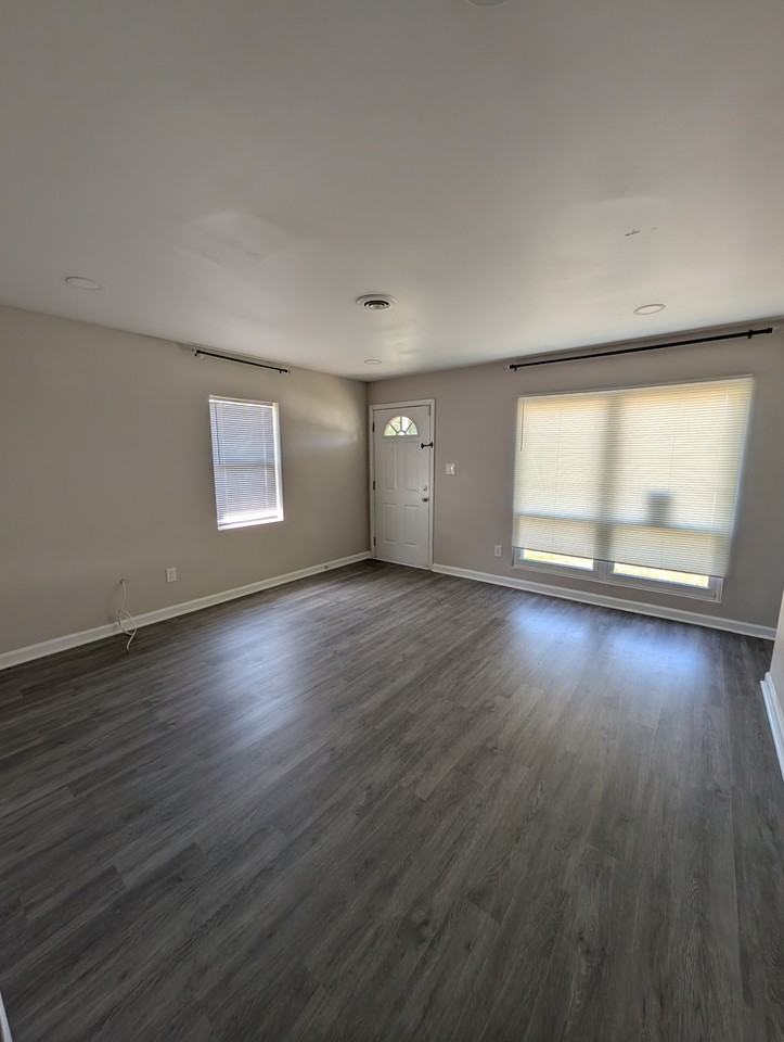 120 Jenness Ln #1 - Photo 4 of 21