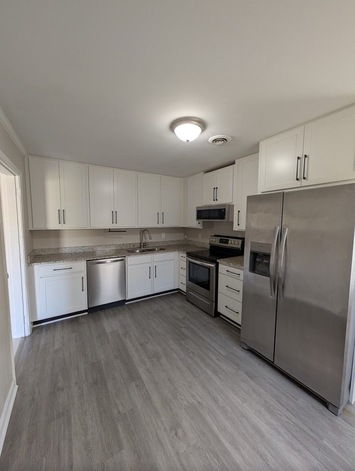 120 Jenness Ln #1 - Photo 5 of 21