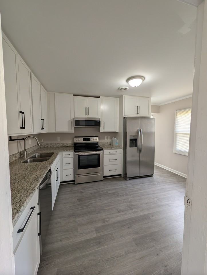 120 Jenness Ln #1 - Photo 6 of 21