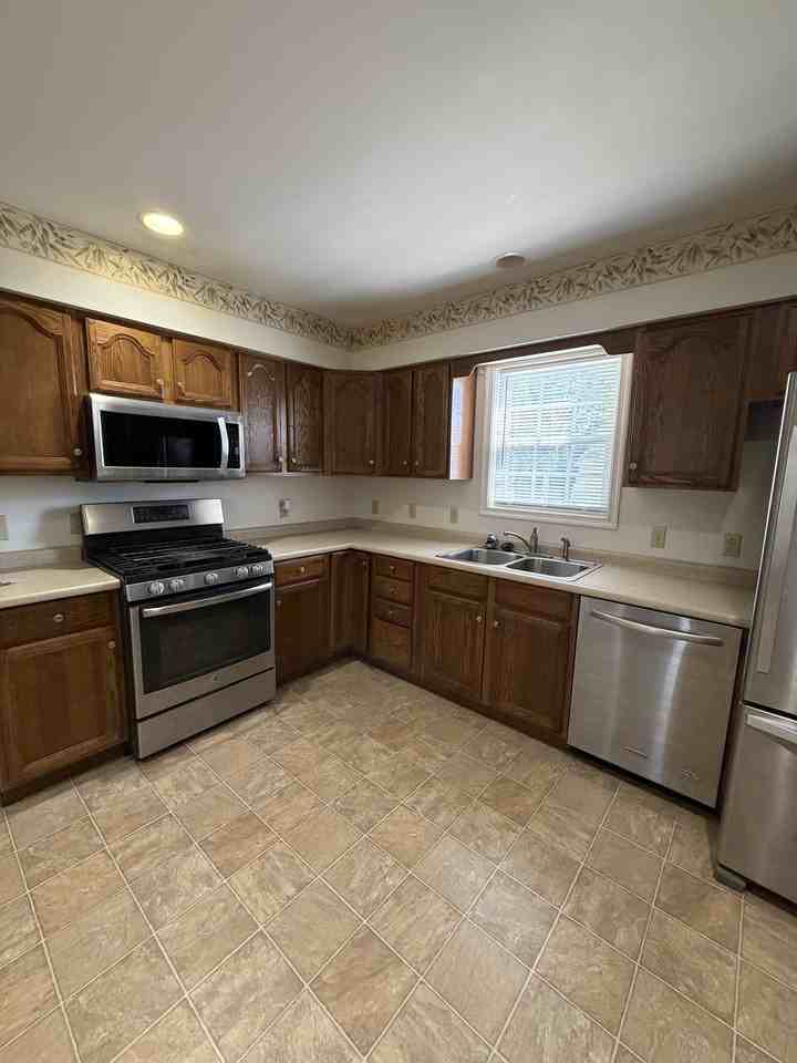 1513 Princess Anne Ln #1 - Photo 6 of 17