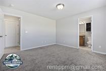 369 Noble St #1 - Photo 4 of 21