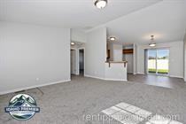 369 Noble St #1 - Photo 5 of 21