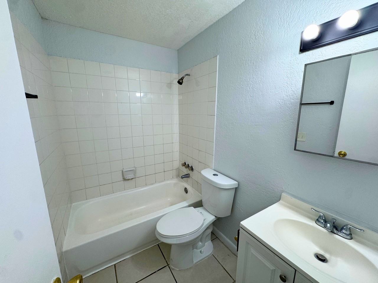 4160 NW 21st Street (Calypso Cay) -  A-252 - A-252 #A252 - Photo 4 of 13