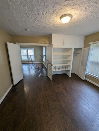 114 W Washington St #1 - Photo 7 of 26