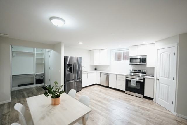 11792 237a St #2 - Photo 4 of 16