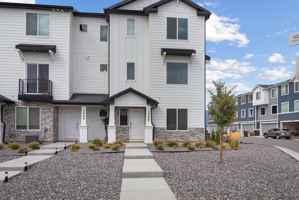 featured image of 3998 N Wildcat Ln #1