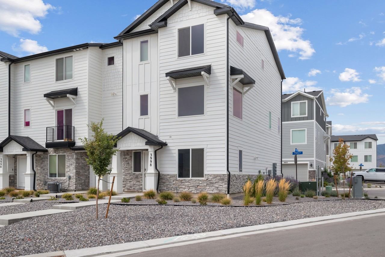 3998 N Wildcat Ln #1 - Photo 2 of 21