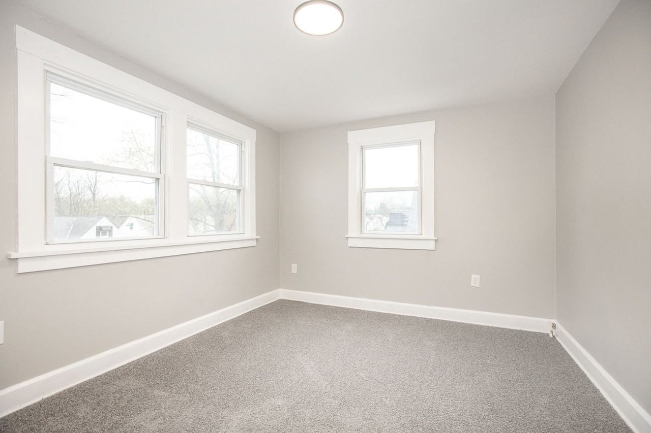 17206 Mapleboro Ave - Photo 6 of 23