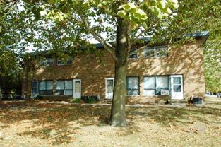 201 Davis Ave - Photo 1 of 1