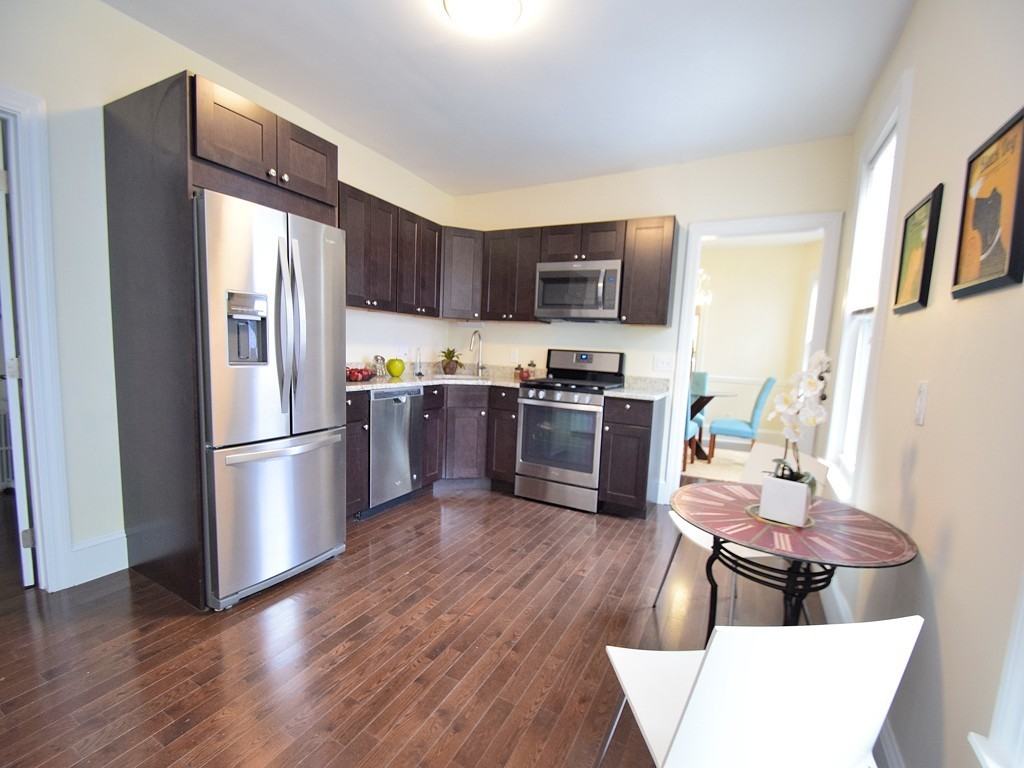 56-60 Woodlawn Street56-60 Woodlawn Street - 3 #3 - Photo 7 of 17