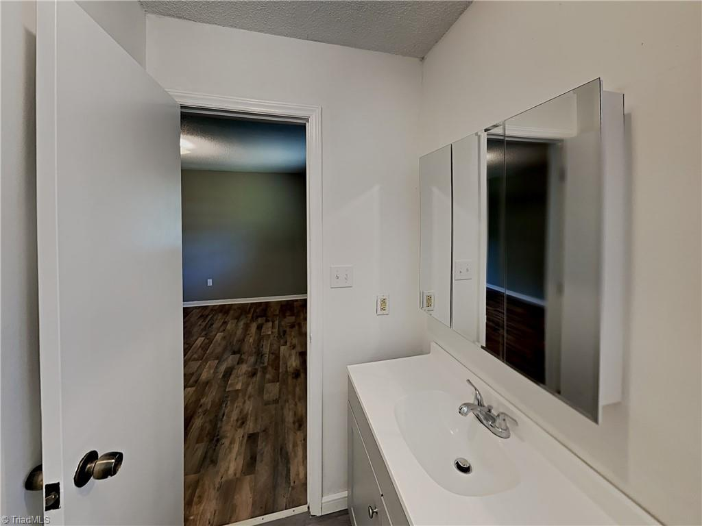 3700 Central Ave #B - Photo 6 of 9