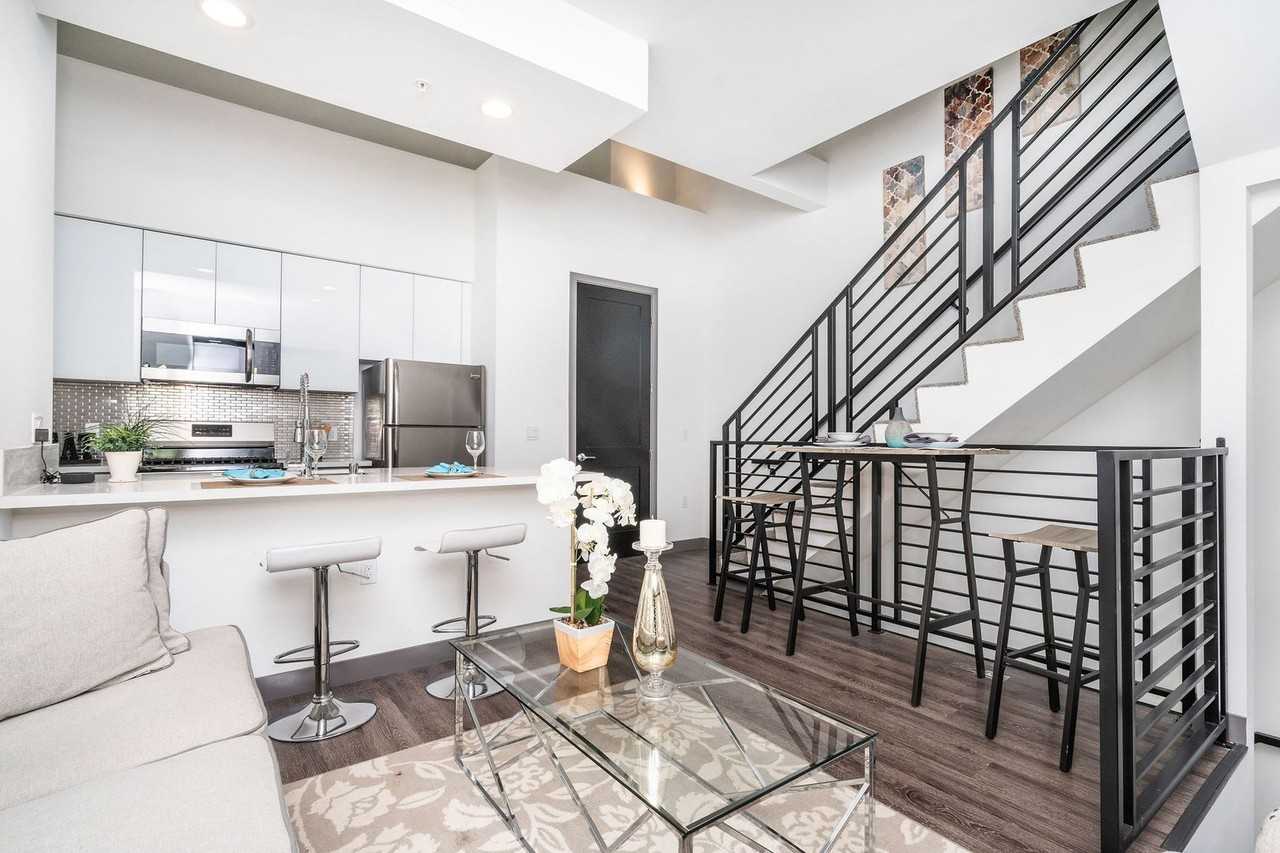 ST Living at 644 Hobart | Where Style, Comfort, and Hollywood Energy Meet. - Photo 2 of 23