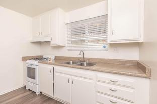 401 Atlanta Ave - Photo 1 of 1