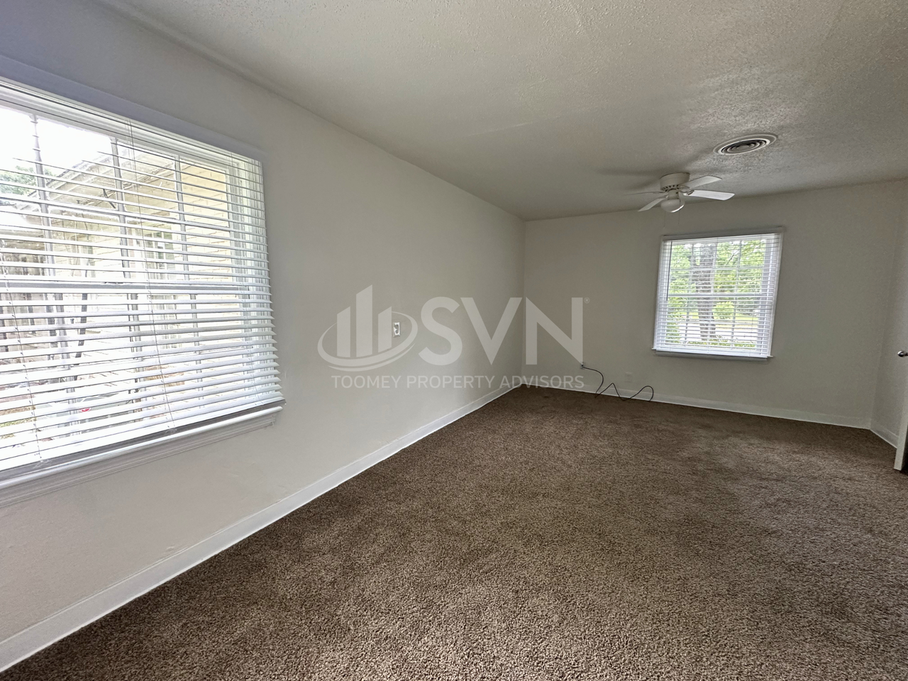 1601 Neshota DrUnit 93 #93 - Photo 4 of 16