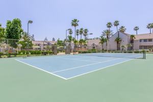 featured image of 3800 W Devonshire Ave
