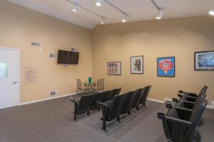featured image of 3800 W Devonshire Ave