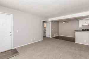 featured image of 3800 W Devonshire Ave