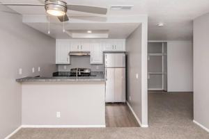 featured image of 3800 W Devonshire Ave