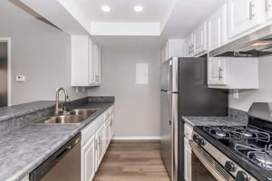 featured image of 3800 W Devonshire Ave